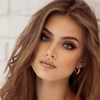 Erika(Melhor amiga da Danielly)