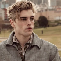 Brian Howard(MLs bff)