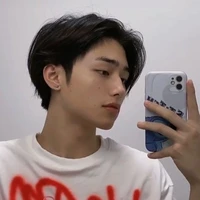 เเชมป์(เด็กข้างบ้าน)