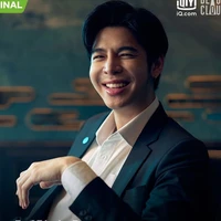 พล