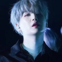 Min Yoongi Manoban¹