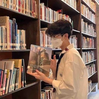 เมฆ(เพื่อนนายเอก)