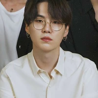 jeon yoongi (kakek)