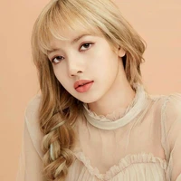 lalisa manoban (nenek)