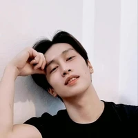 คิง  พระเอก