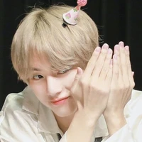 ขนมปัง👑