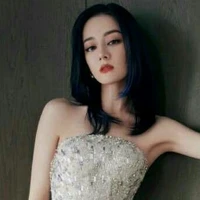 Thalysia Wulgros ◎ Mommy