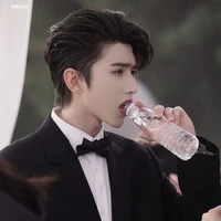 บุ๊ค(มือซ้ายพระเอก)🤭