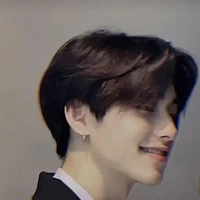 มาร์ค//พ.อ