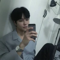 ใหญ่(พี่ นอ)