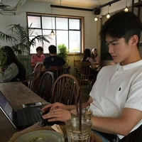 เลออน