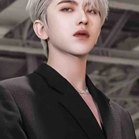 เคฟ(บอร์ดี้การ์ดพนะเอก)