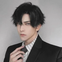 William (irmão da mika)