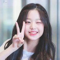 พลอย(ตอนเด็ก)​