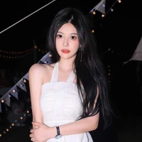 นีีน่า