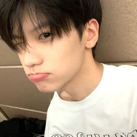 บูม(นายเอก)