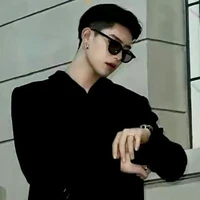 แบล็ค/พ่อนางเอก