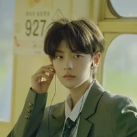 คิม(มือซ้ายซันเดย์)💝