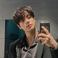 นินิว(มือขวาอันอัน)🧡