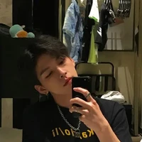 ไนท์(มือซ้ายกวิน)💗