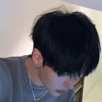 โมจิ(มือขวาออกัส)🧡