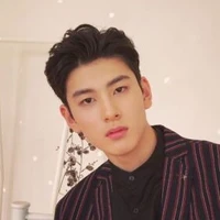 คิว😈🔥(เพื่อนพอ.)
