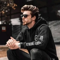 Harry(Head of Marketing)
