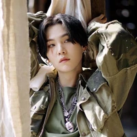 Min Yoongi (kitty,suga)