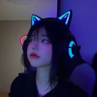 จูน[น.อ:ปลอมตัวเป็นหญิง]