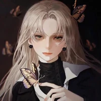 Eva (MC Mom)