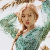 โรเซ่ (เพื่อนนางเอก)