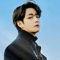 Taehyung ( v)