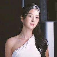 Kang Ye Ji
