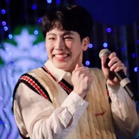 วอร์(นางเอก)