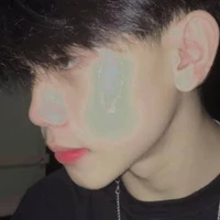 คีย์(พระเอก+ลูกคนสุดท้อง)