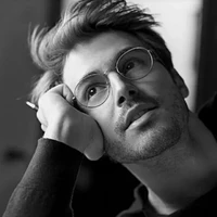 Alex(mejor amigo de Samantha )
