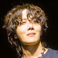 💣Hoseok💣