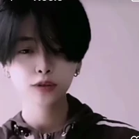สาม(นายเอก)