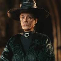 มักกอนนากัล