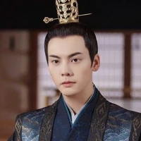 หยางอวิ๋นซุย/พี่ชายของนายเอก