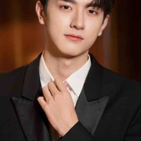 เหนือเมฆ:เพื่อนพอ.