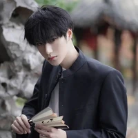เจมส์(พี่นอ.)