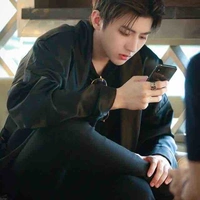 Francis (พระเอก)