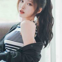 Mrs. Yu Lee (Ying-Yi mom)