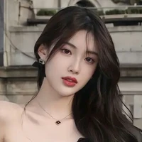 นาเดียร์ เเม่นางเอก