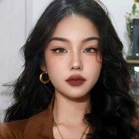 จอย (แม่พระเอก )