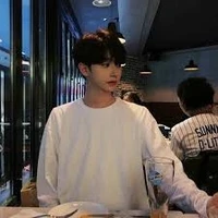 คิม(พระเอง)