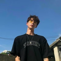 ออเเกน(พี่คนโตนางเอก)