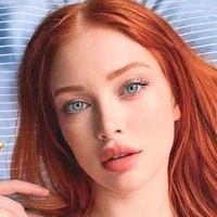 Sara Lance Reis