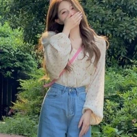 เทียน(พี่สาวนางเอก)